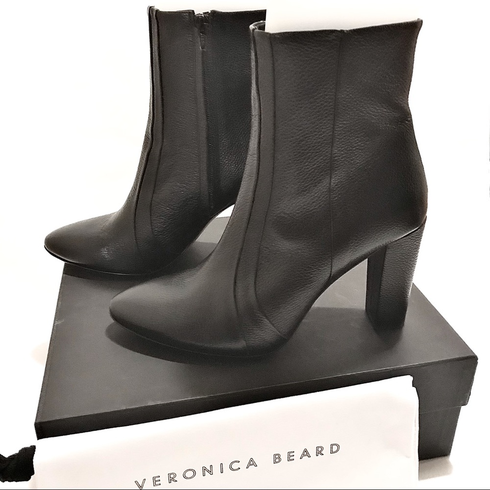Veronica Beard Marla Tumbled Leather Ankle Boots Black Size 10